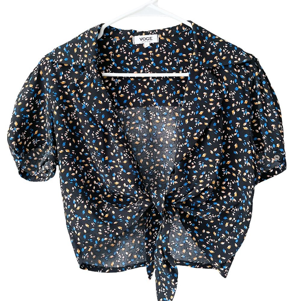 Black Tie Front Printed Crop Top with Collar